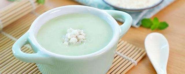 六个月宝宝米糊吃几勺,六个月宝宝米糊食用指南，适量米糊，呵护宝宝成长